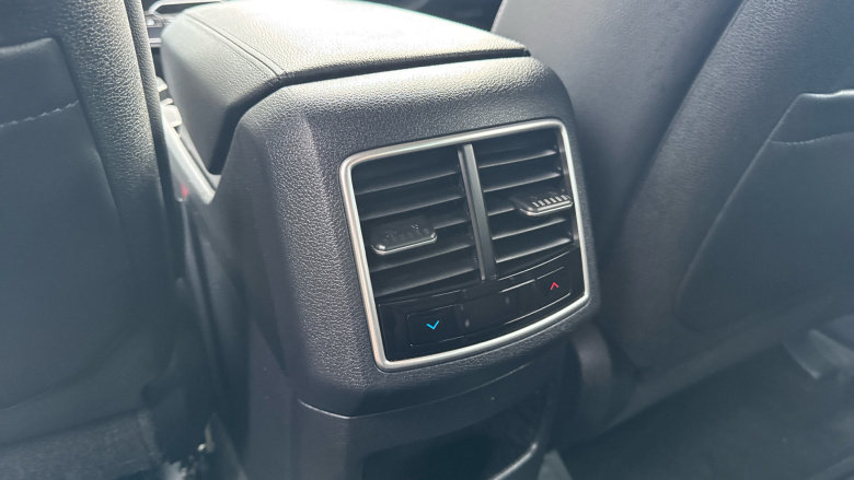 Kia Sportage 1.6T GDi 207 HEV 3 5dr Auto Hybrid Estate